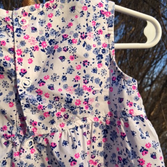 Fresh, NWOT, PInk & Blue Flowers, & Bumble Bees on White, Cotton Dress .24 mths - Picture 5 of 7